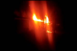 Fire in plastic gunny factory in Balaghat