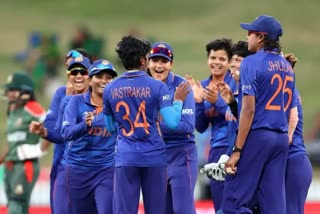 Women's World Cup 2022  Women's World Cup: Semi-final spot at stake for India in must-win match against South Africa  സെമിയിൽ കടക്കണമെങ്കിൽ ഇന്ത്യക്ക് ജയം അനിവാര്യമാണ്.  india women vs south Africa  India will face South Africa tomorrow  The possibilities for India to enter semi final  ഇന്ത്യയുടെ സെമി ഫൈനൽ സാധ്യതകൾ  Women's World Cup | നിർണായക മത്സരത്തിൽ ഇന്ത്യ നാളെ ദക്ഷിണാഫ്രിക്കയെ നേരിടും, സെമി സാദ്ധ്യതകൾ ഇങ്ങനെ  വനിതാ ക്രിക്കറ്റ് ലോകകപ്പിൽ നാളെ ഇന്ത്യ-ദക്ഷിണാഫ്രിക്ക മത്സരം