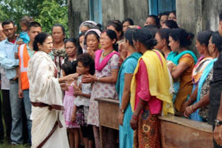 Mamata Banerjee going to Darjeeling today after Hamro Party rises