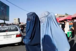 Taliban bans women from flying without male