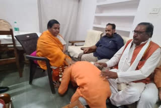 Uma Bharti meet supporters