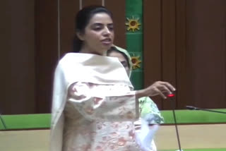 Divya Maderna targets Mahesh Joshi in assembly