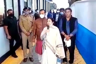 mamata-banerjee-promises-to-give-darjeeling-hill-her-full-support