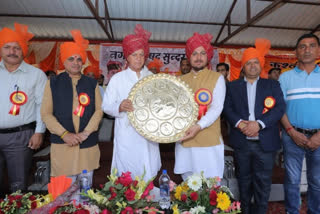 Mahender Singh Thakur in Nalwar fair