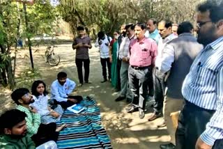 Agitation in Pune University Forgive fees to students who lost their parents in Corona