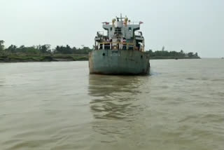 Bangladeshi Ship in Ghoramara Island News