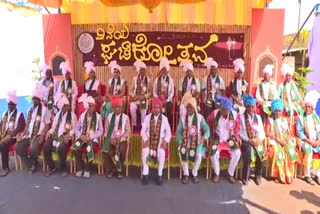 Gadag University convocation Celebration, Governor visit to Gadag University convocation, Swamiji issue in Gadag University convocation Celebration, Gadag University convocation news, ಗದಗ ವಿಶ್ವವಿದ್ಯಾನಿಲಯದ ಘಟಿಕೋತ್ಸವ ಸಂಭ್ರಮ, ಗದಗ ವಿವಿ ಘಟಿಕೋತ್ಸವಕ್ಕೆ ರಾಜ್ಯಪಾಲರ ಭೇಟಿ, ಗದಗ ವಿವಿ ಘಟಿಕೋತ್ಸವದಲ್ಲಿ ಸ್ವಾಮೀಜಿ ವಿಚಾರ, ಗದಗ ವಿವಿ ಘಟಿಕೋತ್ಸವ ಸುದ್ದಿ,