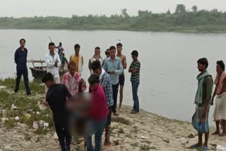 old-woman-dead-body-found-in-ganga