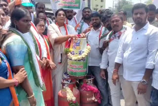 Congress Protest on Fuel