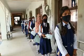 schools in chhattisgarh open with full capacity