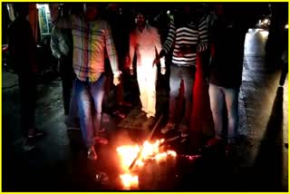 siddique-ahmeds-effigy-burned-in-karimganj-by-congress-workers