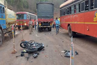 Accident At Mumbai Goa Highway