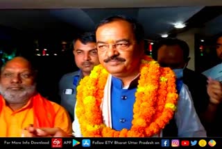 Varanasi  varanasi latest news  etv bharat up news  डिप्टी सीएम केशव प्रसाद मौर्य  Deputy CM Keshav Prasad Maurya  डिप्टी सीएम केशव प्रसाद मौर्य  सीएम से मिलें अखिलेश  मुख्यमंत्री योगी आदित्यनाथ  उत्तर प्रदेश में योगी सरकार  काशी विश्वनाथ मंदिर  उपमुख्यमंत्री केशव प्रसाद मौर्य