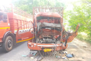 three-killed-in-two-trucks-collision-in-siwan