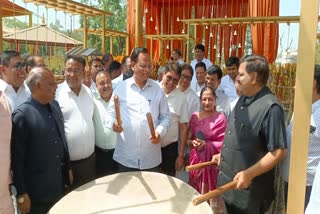 Delhi Minister Satyendar Jain hoisted high tricolor at Khatu Shyam temple in Alipore