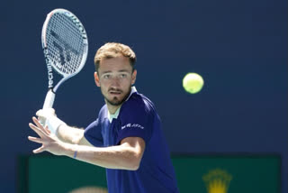 Daniil Medvedev surgery, Tennis player Daniil Medvedev, Daniil Medvedev hernia surgery, Daniil Medvedev taking break