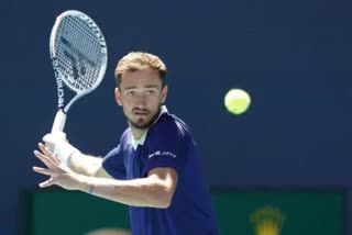 Daniil Medvedev surgery  Tennis player Daniil Medvedev  Daniil Medvedev hernia surgery  Daniil Medvedev taking break  ഡാനിൽ മെദ്‌വദേവ്  ഡാനിൽ മെദ്‌വദേവിന് ഹെർണിയ ശസ്ത്രക്രിയ