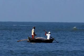 Indian fishermen arrested: શ્રીલંકન નેવીએ 12 ભારતીય માછીમારોની ધરપકડ કરી
