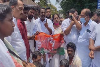 Youth Congress  Milma Thiruvananthapuram headquarters  Youth Congress march to Milma headquarters  മില്‍മ തിരുവനന്തപുരം ആസ്ഥാനത്തേക്ക് യൂത്ത് കോണ്‍ഗ്രസ് മാര്‍ച്ച്  മില്‍മ തിരുവനന്തപുരം ആസ്ഥാനം  യൂത്ത് കോണ്‍ഗ്രസ്