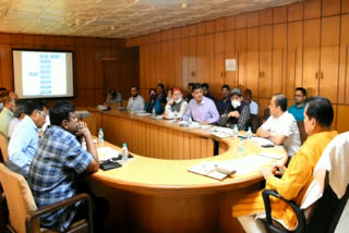 cabinet-minister-premchand-agrawal-took-review-meeting-of-housing-development-departmen