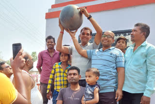 सिंदवाही तालुक्यातील विविध ठिकाणी आकाशातून उपग्रहाचे अवशेष आढळून आले आहेत