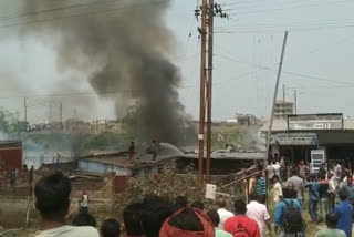 बेगूसराय में आग लगने से कई घर जले