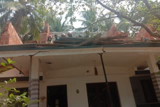 building collapsed killing two people  കെട്ടിടം തകർന്ന് വീണ് രണ്ട് മരണം  കെട്ടിടം തകർന്ന് വീണ് രണ്ട് പേർ മരിച്ചു  നിർമ്മാണം പുരോഗമിക്കവെ കെട്ടിടം തകർന്ന് രണ്ട് മരണം