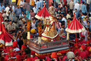 Royal procession of Gangaur in Jaipur