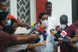 Home confiscation Minister says action against officials  വീട് ജപ്‌തി ചെയ്‌തു താഴിട്ട സംഭവം  വീട് ജപ്‌തി ചെയ്‌തു താഴിട്ട സംഭവം ഉദ്യോഗസ്ഥർക്കെതിരെ നടപടിയെന്നു മന്ത്രി  ഉദ്യോഗസ്ഥർക്കെതിരെ നടപടിയെന്നു മന്ത്രി വി.എൻ. വാസവൻ