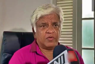 Former Sri Lankan cricketer Arjuna Ranatunga while talking to the media criticised the current situation in Sri Lanka on Wednesday.