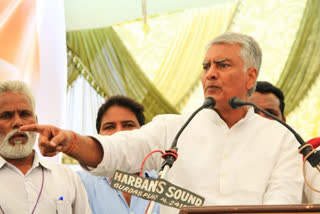 Jakhar faces flak for objectionable language against Dalits Cong leader seeks his expulsion
