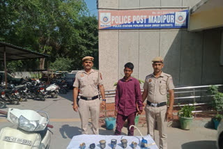 मादीपुर पुलिस ने चोर को किया गिरफ्तार