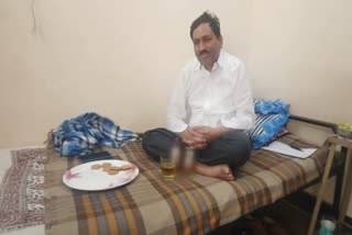 Officer Drinking Alcohol In Balbharti Office Nashik