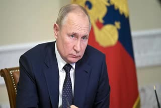 रशियाचे राष्ट्राध्यक्ष व्लादीमीर पुतीन