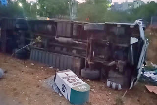 Bus Bolta in Nalgonda