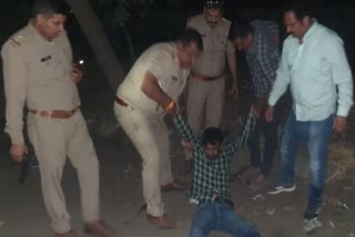 vicious-crook-arrested-by-ghaziabad-police-in-encounter-accused-injured-by-bullet