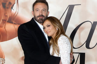 jennifer lopez and ben affleck engaged again