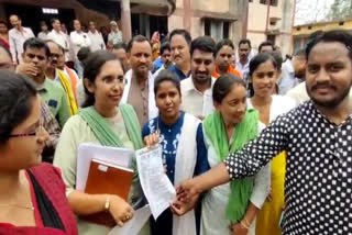 Gariaband MNREGA workers on strike