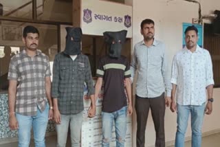 Fake Police Caught in Ahmedabad: નકલી પોલીસનો આતંક વધ્યો, નકલી પોલીસે યુવકનું અપહરણ કરીને લૂંટયો