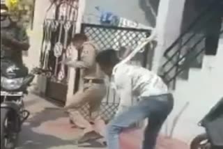cop being brutally assaulted by a man