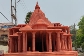 पटना में अयोध्या के राम मंदिर के तर्ज पर झांकी