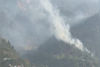 forest-fire-became-uncontrollable-in-chamoli