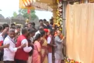 CM Bommai unveils 161-feet-tall Anjaneya statue