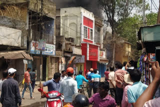 fire breaks out at Jhalda police station, people relates with Tapan Kandu murder case