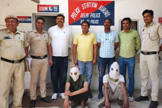 पुलिस की गिरफ्त में आरोपी