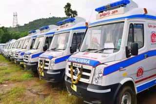 shrc-directs-tamil-nadu-government-to-ensure-24-hour-ambulance-in-all-government-hospitals அரசு மருத்துவமனைகளிலும் 24 மணி நேரமும் ஆம்புலன்ஸ்கள் இருப்பதை உறுதி செய்ய வேண்டும்'