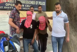 delhi west district police arrested two snatcher