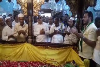 JDS government formation struggle from Ramanagara dargah
