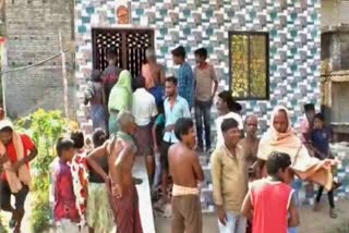 hanging body of an Old man has found from his house in mahakalapada