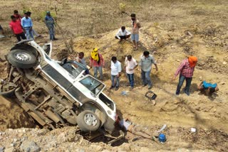 dantewada road accident